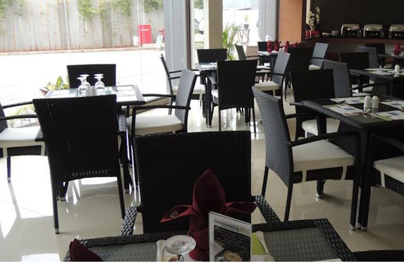 ซาฮิด มูเทียรา การาวาจี Hotel ทังเกอรัง ภายนอก รูปภาพ