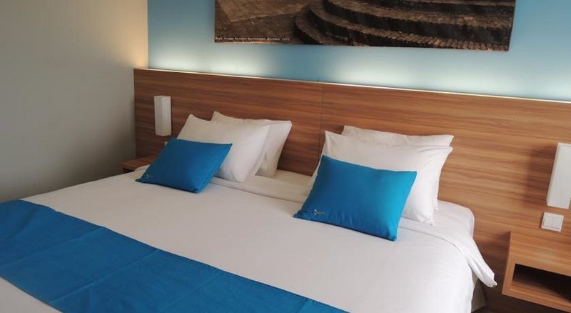 ซาฮิด มูเทียรา การาวาจี Hotel ทังเกอรัง ภายนอก รูปภาพ