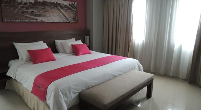 ซาฮิด มูเทียรา การาวาจี Hotel ทังเกอรัง ภายนอก รูปภาพ