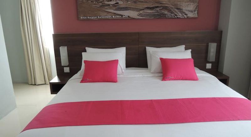 ซาฮิด มูเทียรา การาวาจี Hotel ทังเกอรัง ภายนอก รูปภาพ