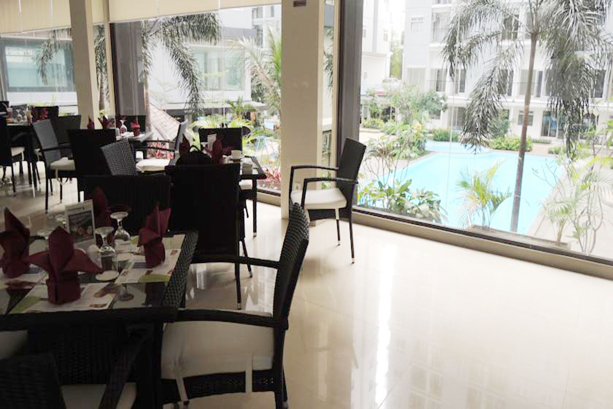 ซาฮิด มูเทียรา การาวาจี Hotel ทังเกอรัง ภายนอก รูปภาพ